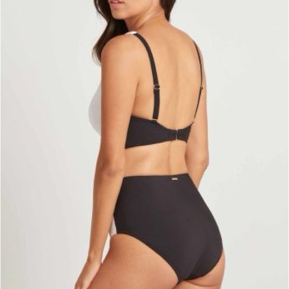 Sea Level Swim Australia | Valentina Cross Front Multifit Bra Bikini Top - Picture 4 of 4